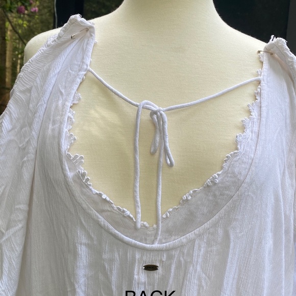 ☀️Beach Romper. SO CUTE. - Picture 5 of 10